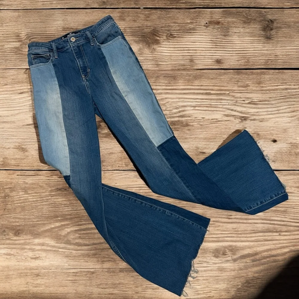 Hollister Two-Tone Blue Patchwork Flare Jeans - Picture 13 of 14